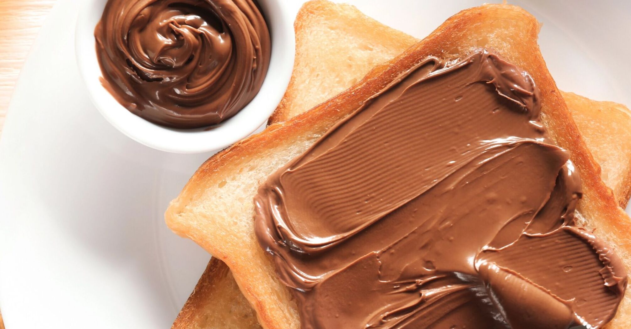 Nutella по-домашньому: рецепт шоколадної пасти з яблук та какао на зиму