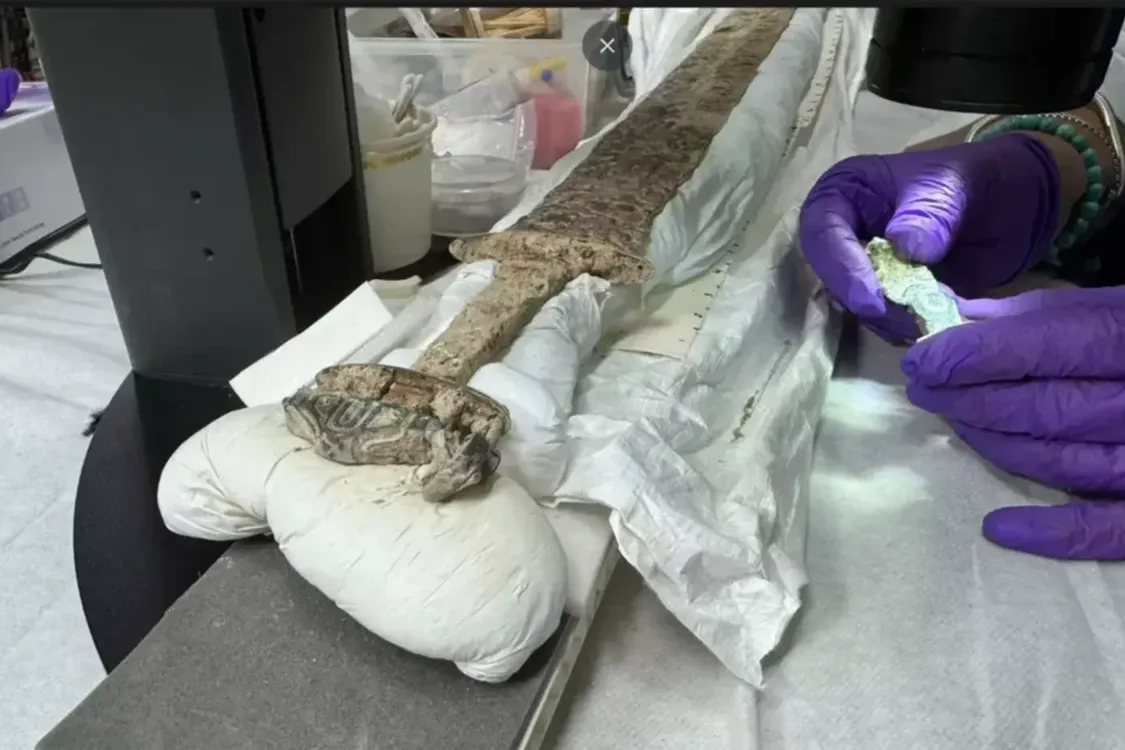 В Англії знайшли рунічний меч віком 1500 років (фото)