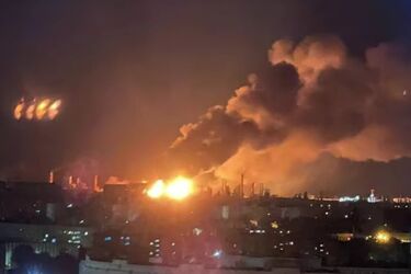 Дроны атаковали российский Волгоград: есть попадания в НПЗ (фото)