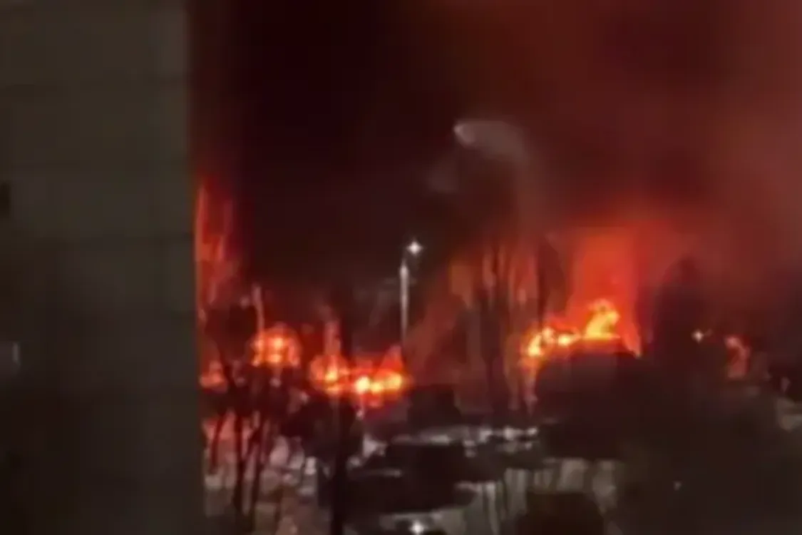 Дроны атаковали российскую Волгоградскую область: пылал пожар на территории промышленных предприятий (фото, видео)