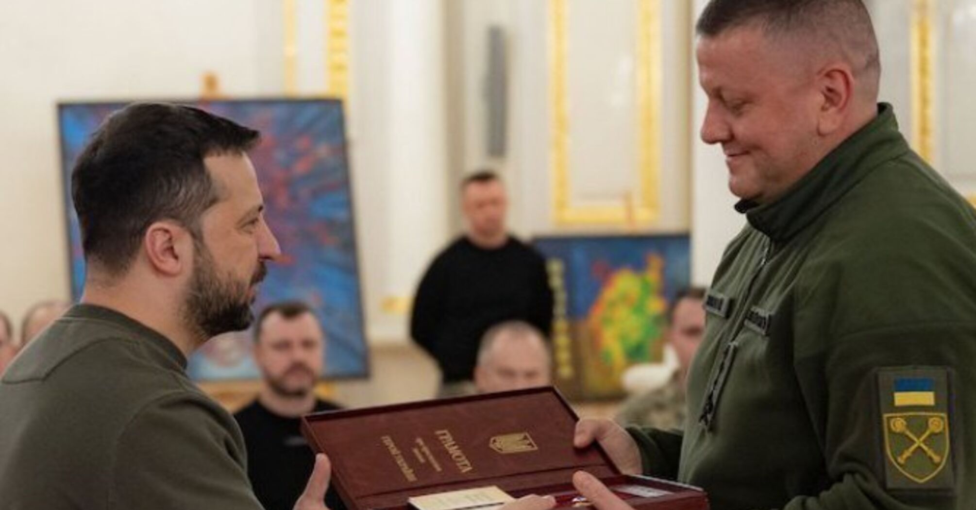 Громкие комментарии Залужного с критикой Зеленского как политический сигнал о своей амбиции на высшую власть