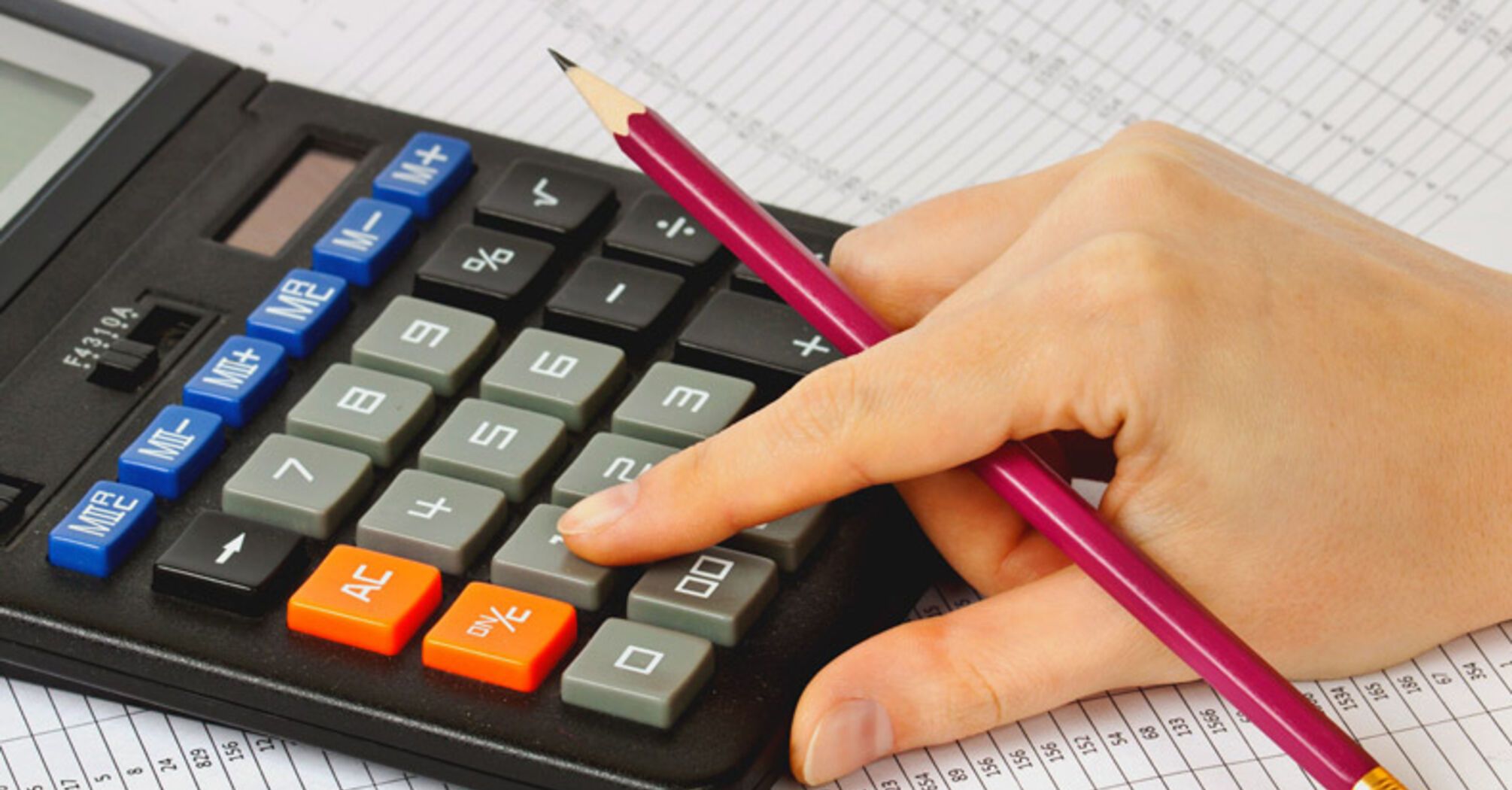 Один рік за три: хто з українців має право на потрійний стаж  