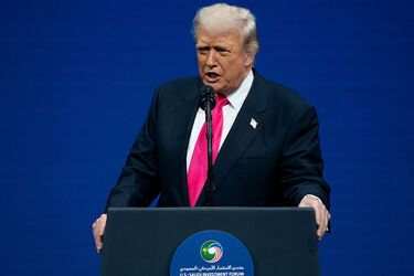 Суд скасовує тарифи Трампа. Що це означає для нашої війни?