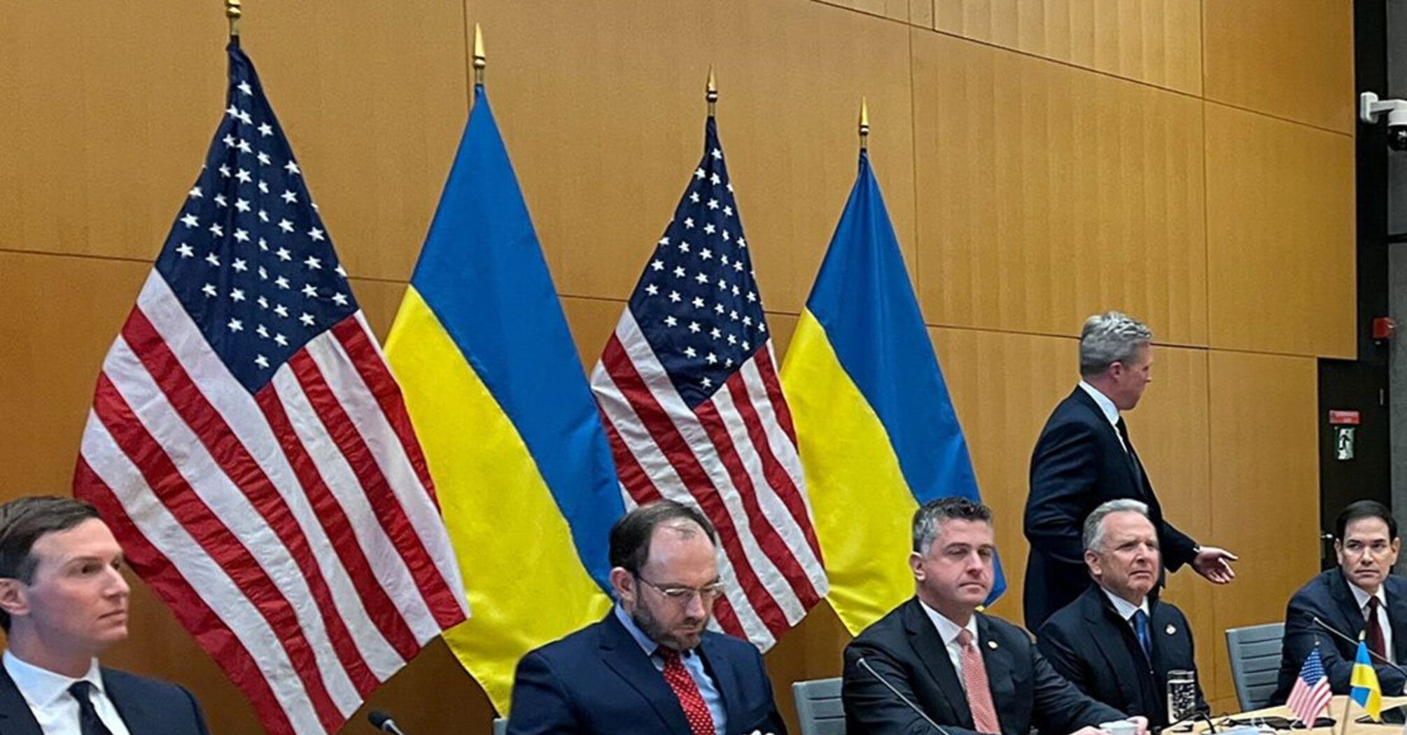 Переговори в Женеві та естонський фактор