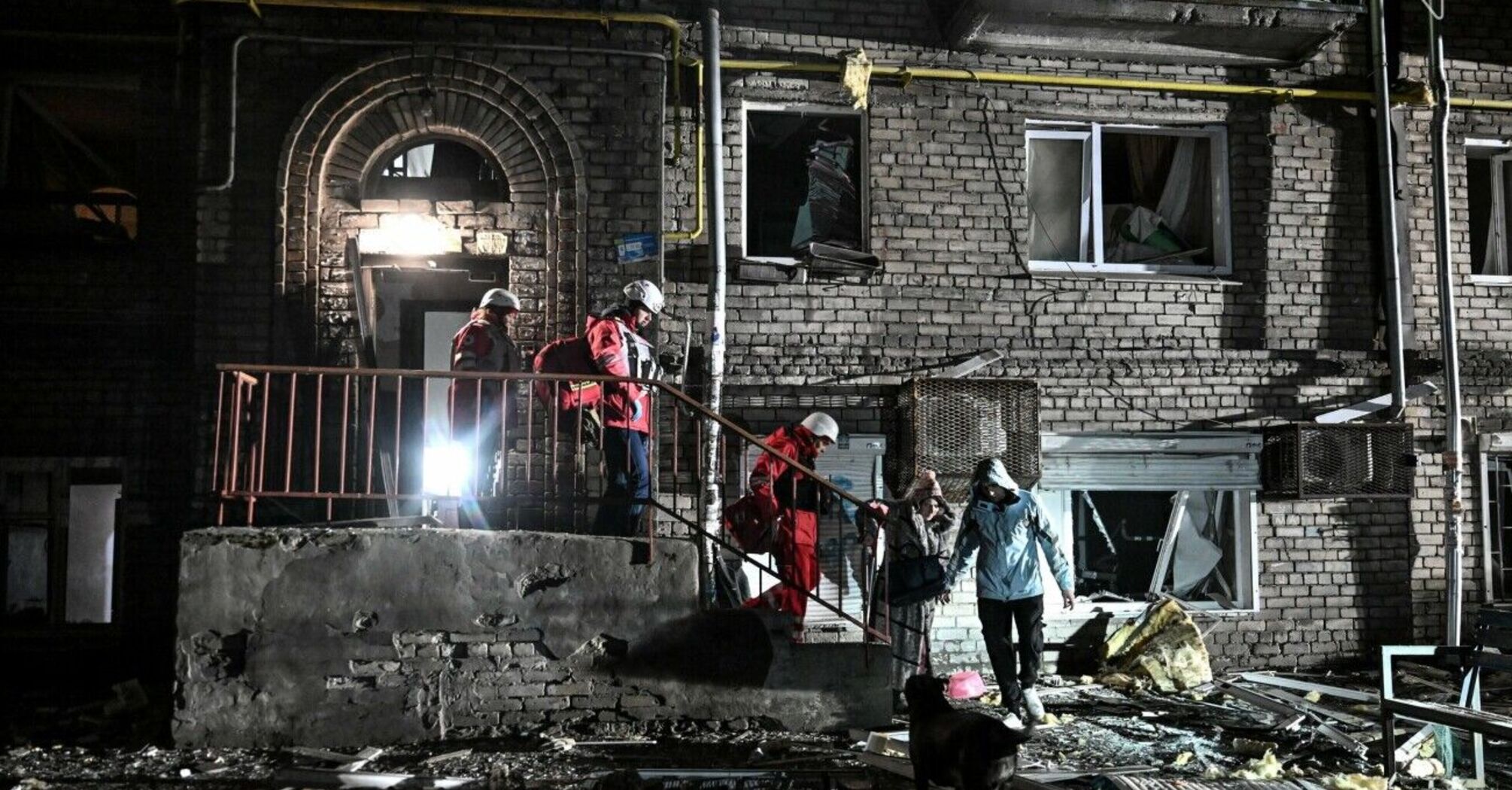 Армия РФ атаковала Запорожье дронами: есть раненые, среди них ребенок (фото, видео)