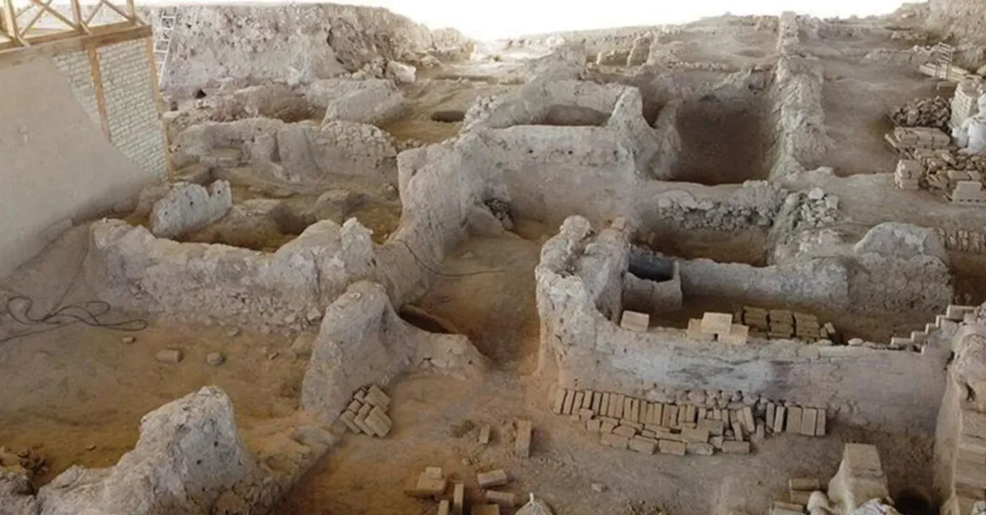 На території Анатолії знайшли найстарішу тканину, пофарбовану в індиго: чим унікальна (фото)