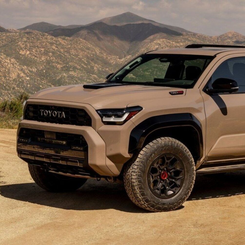 Якісні та стильні: які моделі Toyota забезпечують хороший пробіг