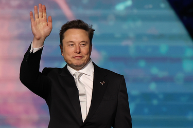 Почему Маск вынул Starlink для России? Потому что любит деньги...