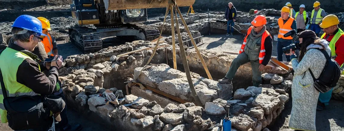 В Угорщині виявили саркофаг, запечатаний свинцем віком 1700 років: що приховував (фото)
