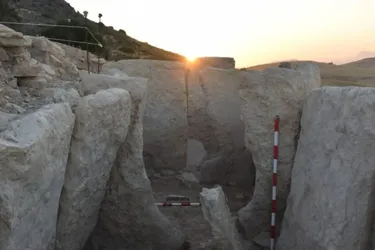 Вчені виявили в Іспанії гробницю віком 5000 років: чим цікава (фото)