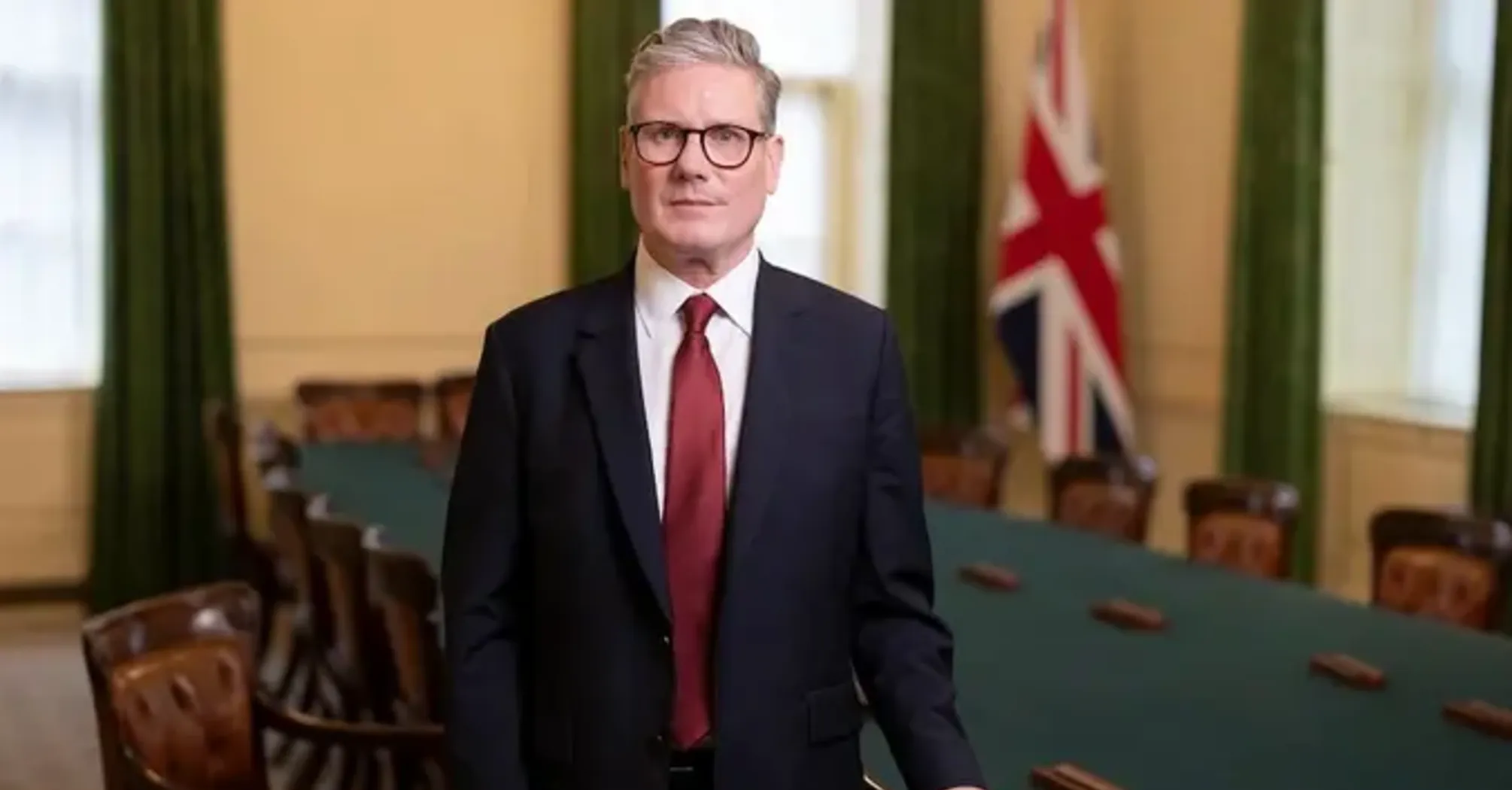 Великобритания предоставила разрешение США использовать свои военные базы - Стармер