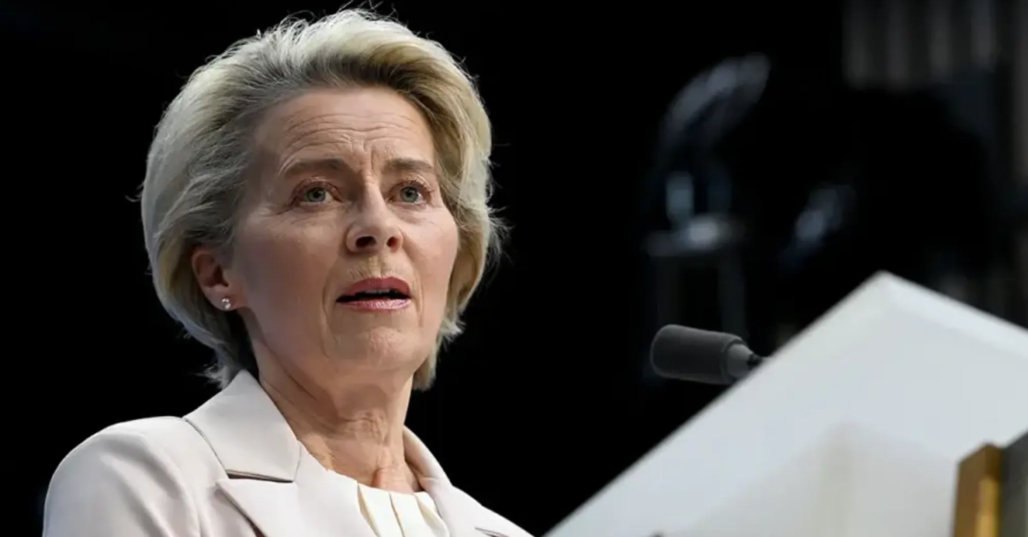 'Несмотря на позицию Венгрии, ЕС все равно предоставит Украине кредит в размере 90 млн евро', - Фон дер Ляен