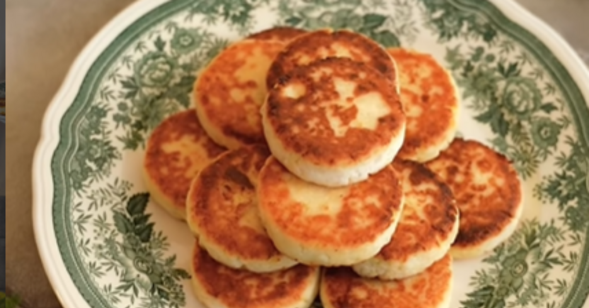 Сырники с яблоками на рисовой муке