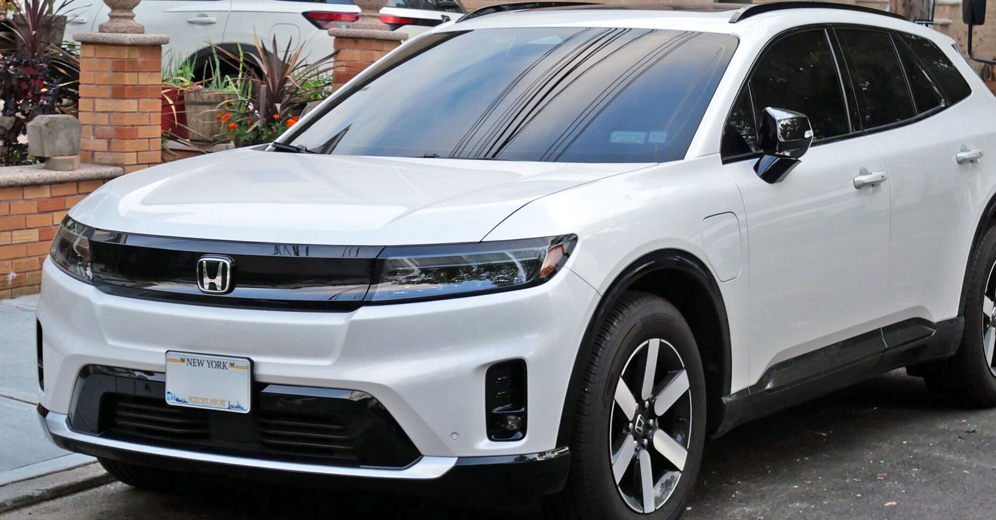 Его сочли ненадежным: какой электромобиль разочаровал владельцев