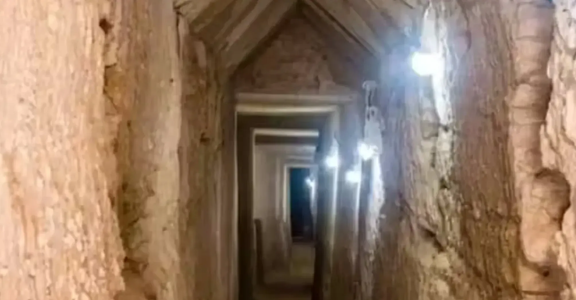 Геометрическое чудо: в древнем египетском городе обнаружили уникальный подземный тоннель (фото)