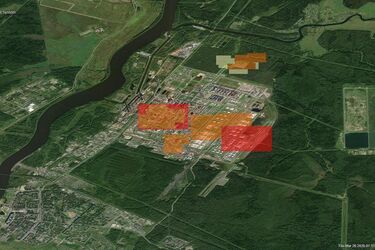 Дрони атакували Ленінградську область рф: палав НПЗ (фото, відео)