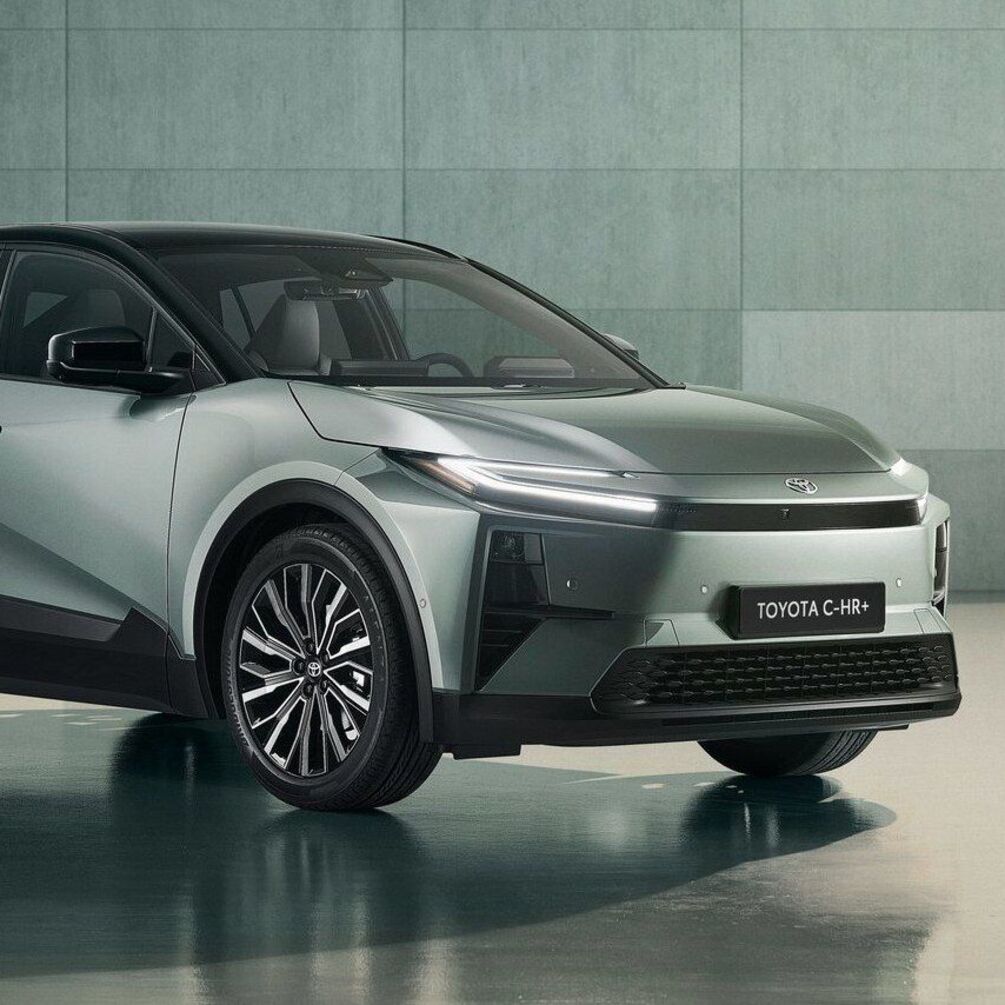 Имеет запас хода до 607 километров: Toyota представила новый электрический кроссовер