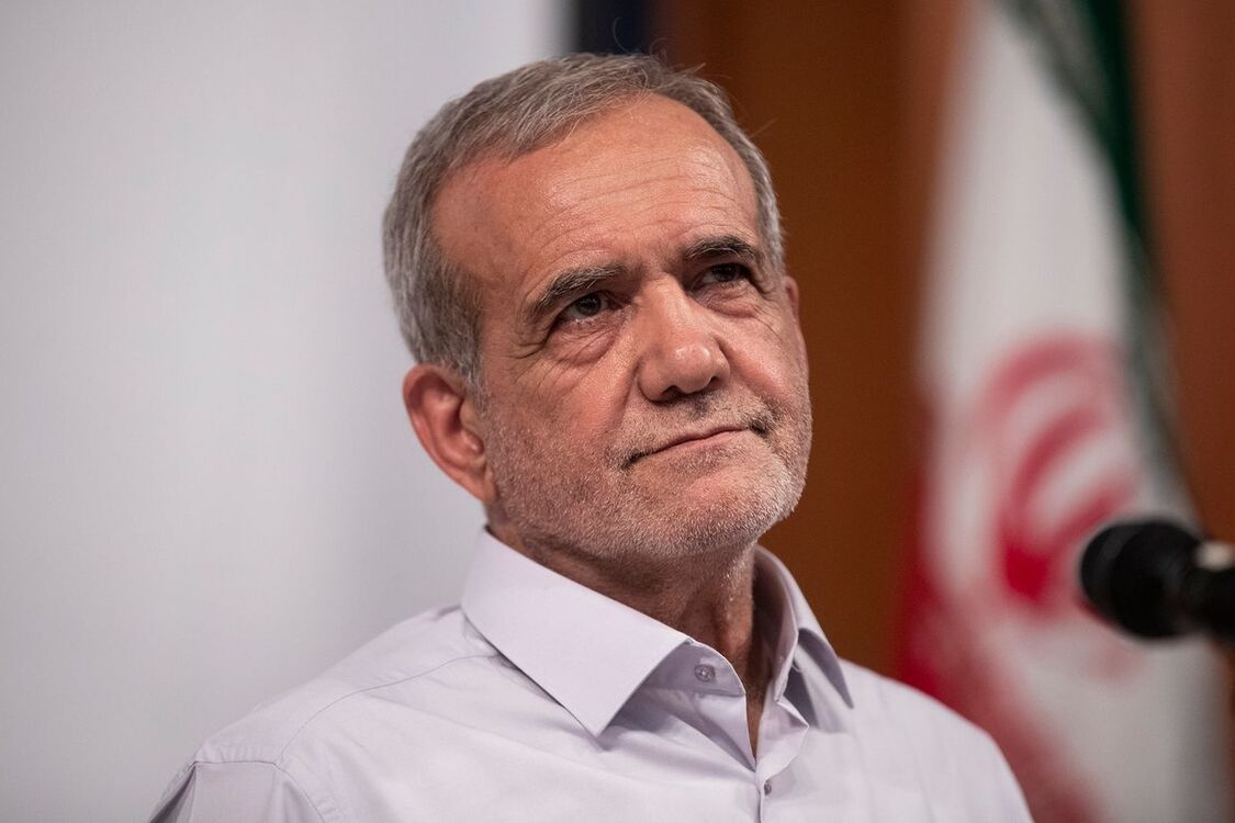 'Вдохновляют нас в войне': президент Ирана поблагодарил Путина за поддержку