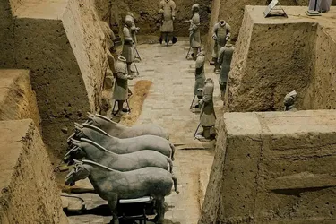 Ученые объяснили, почему никто не решается открывать гробницу императора Китая Цинь Шихуанди (фото)