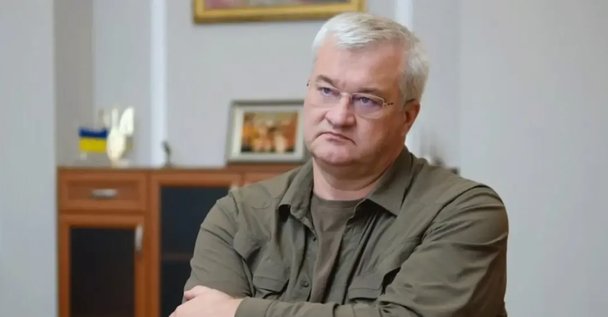 Венгрия захватила в заложники семерых сотрудников 'Сбербанка' и похитила деньги - Сибига