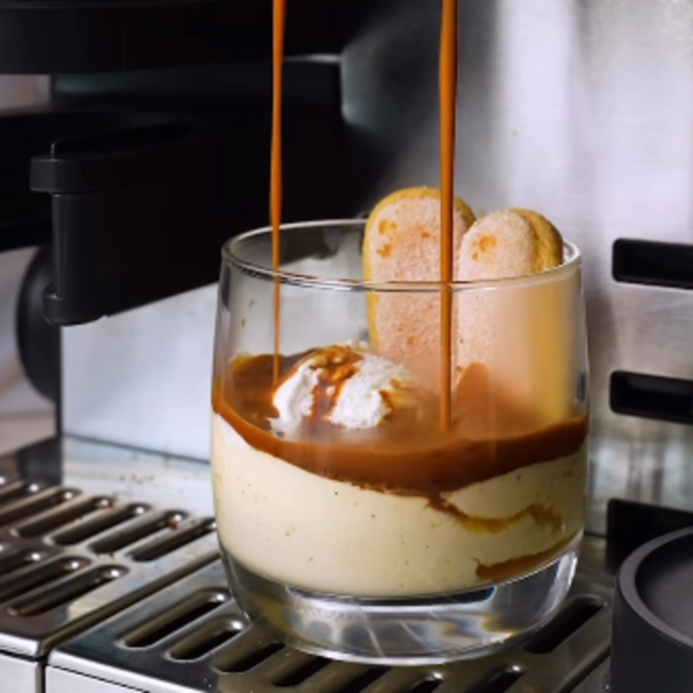 Афогато аль тірамісу: десерт з морозивом