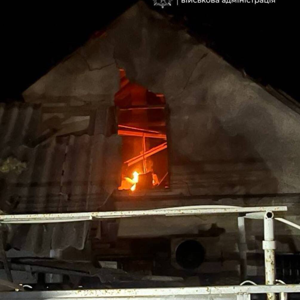 Российская армия атаковала Запорожье дронами: пылал жилой дом (фото)