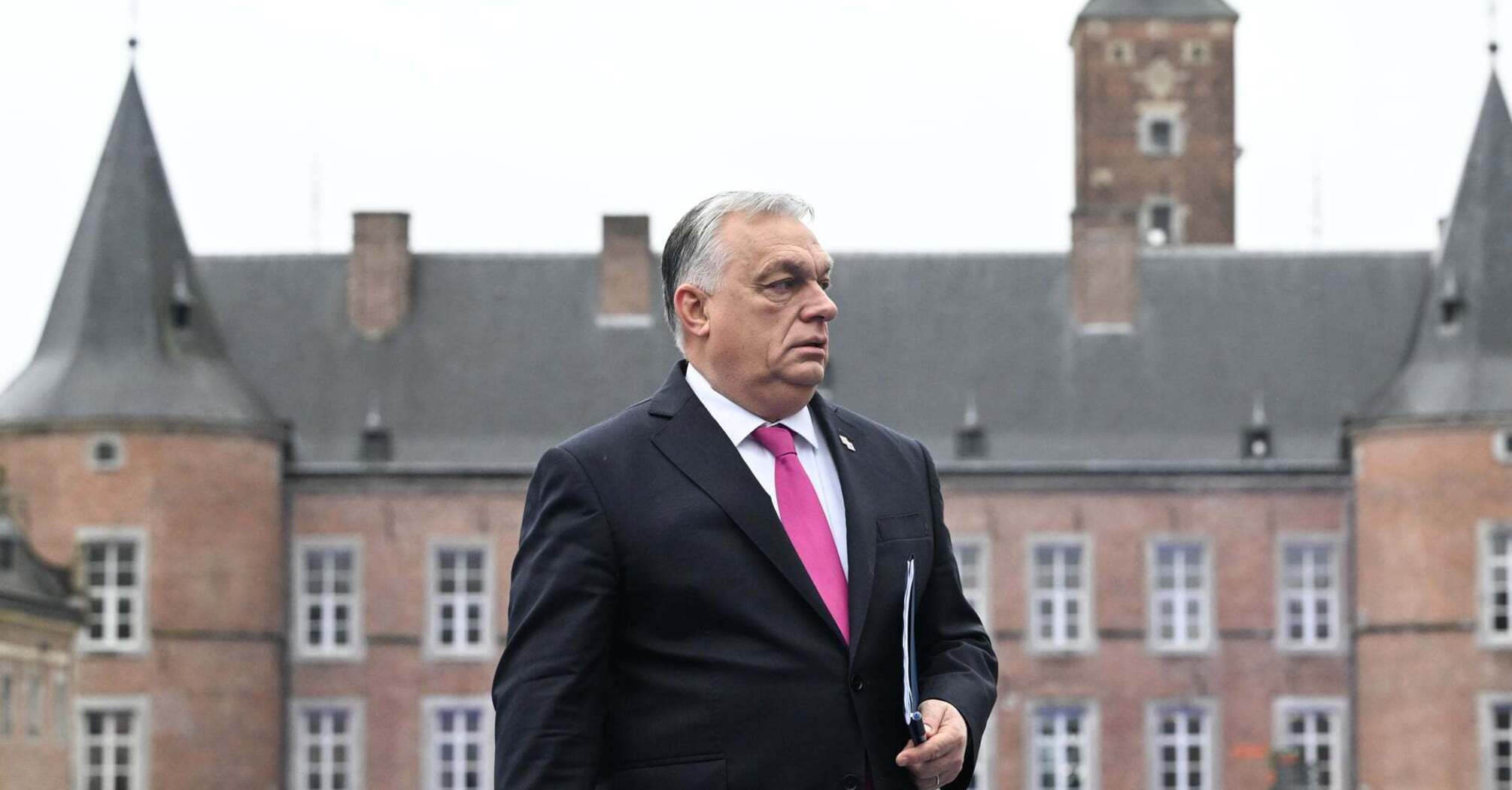 Орбан проиграл выборы в Венгрии: поздравил Мадяра с победой