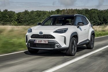 Компактные и экономичные: названы кроссоверы с самым низким расходом топлива