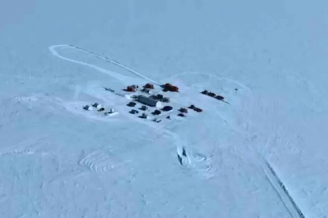 Вчені пробурили діру в одному з найвіддаленіших місць Антарктиди: були шоковані тим, що знайшли (фото)