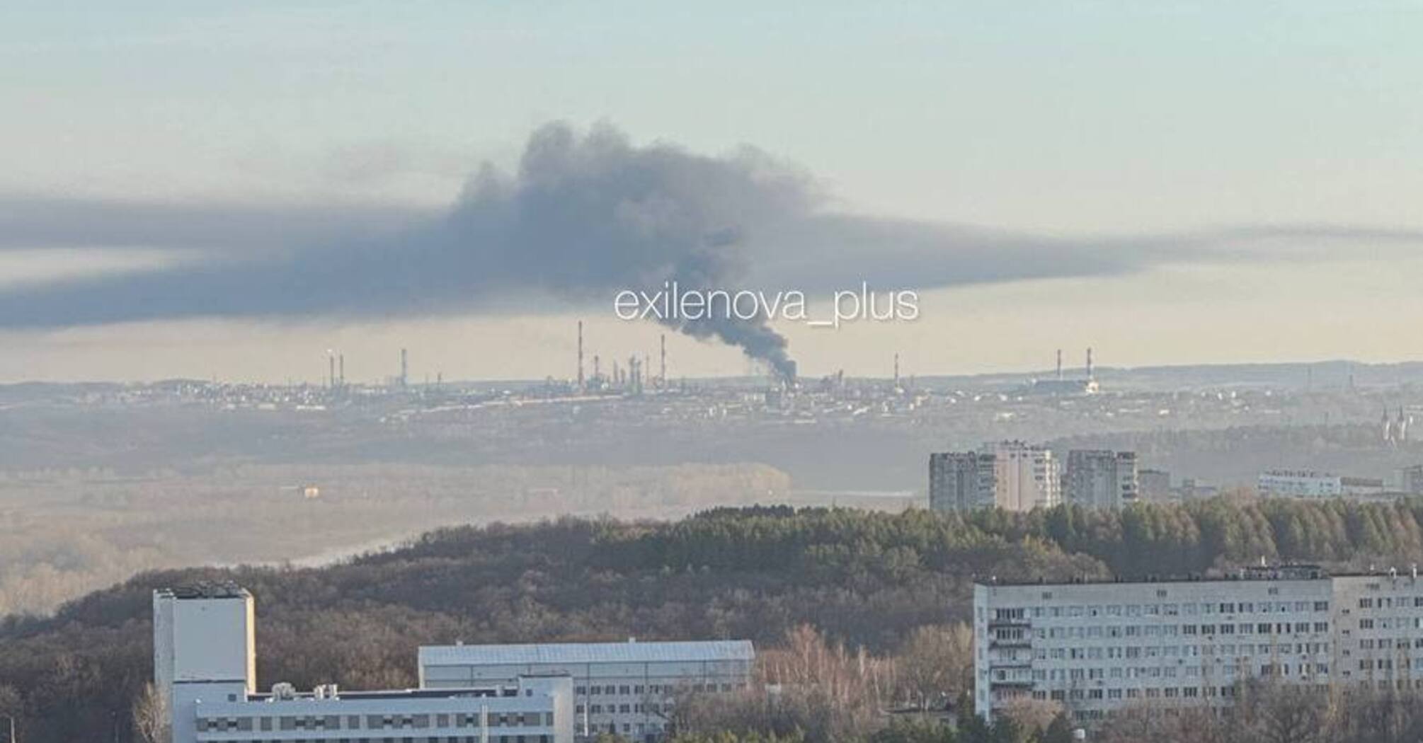 Дроны атаковали российскую Уфу: загорелся пожар на НПЗ (фото, видео)