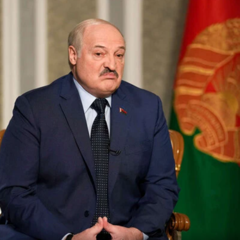 Між Сі та Путіним. Лукашенку час визначатися