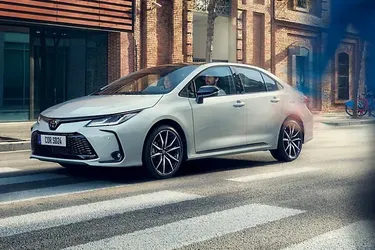 Якісний та не за усі гроші світу: названо найпопулярнішу модель автомобіля