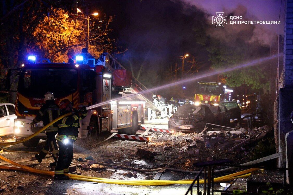 Россия атаковала Днепр: повреждена многоэтажка, есть погибшие и ранены (фото, видео)