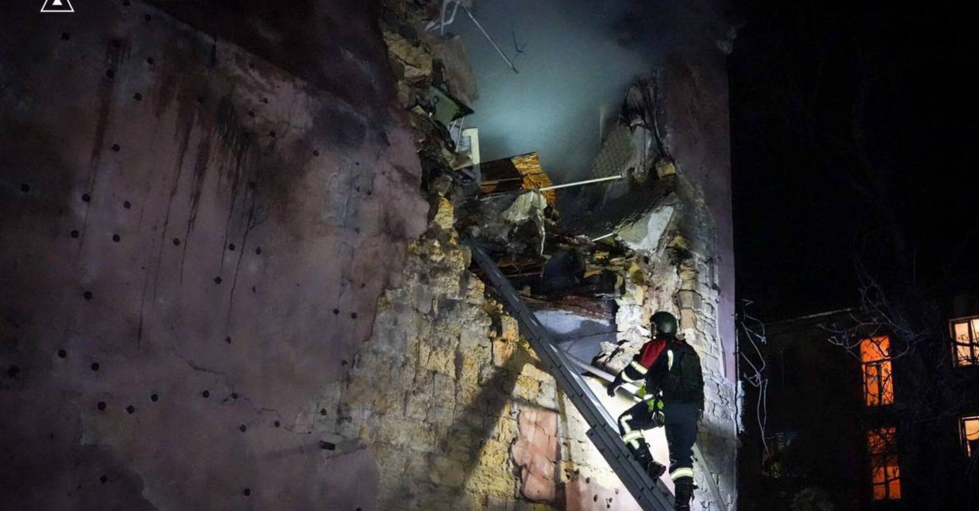 Росія атакувала Одесу: пошкоджено житлові будинки, двоє загиблих та 15 поранених (фото, відео)  