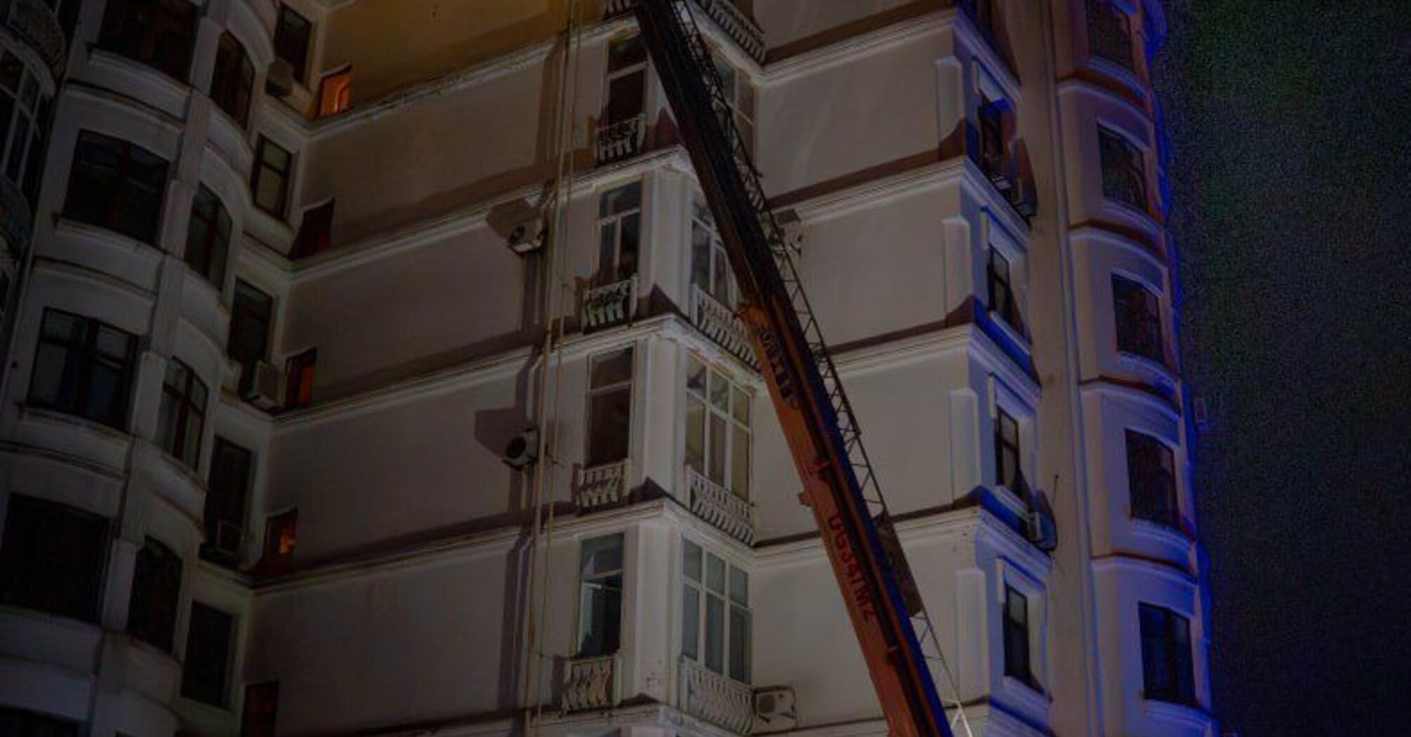 Росія третю ніч поспіль атакує  Одесу дронами: пошкоджено будинок, поранено 13 людей (фото)  