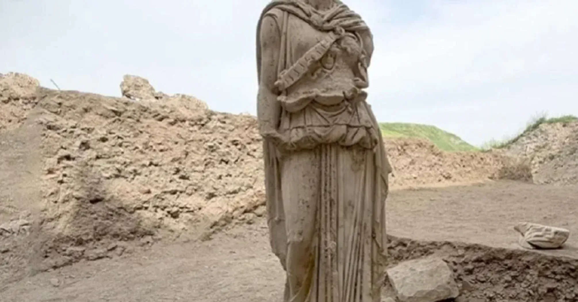 В Турции обнаружили статую Афины 27 года до н. (фото)