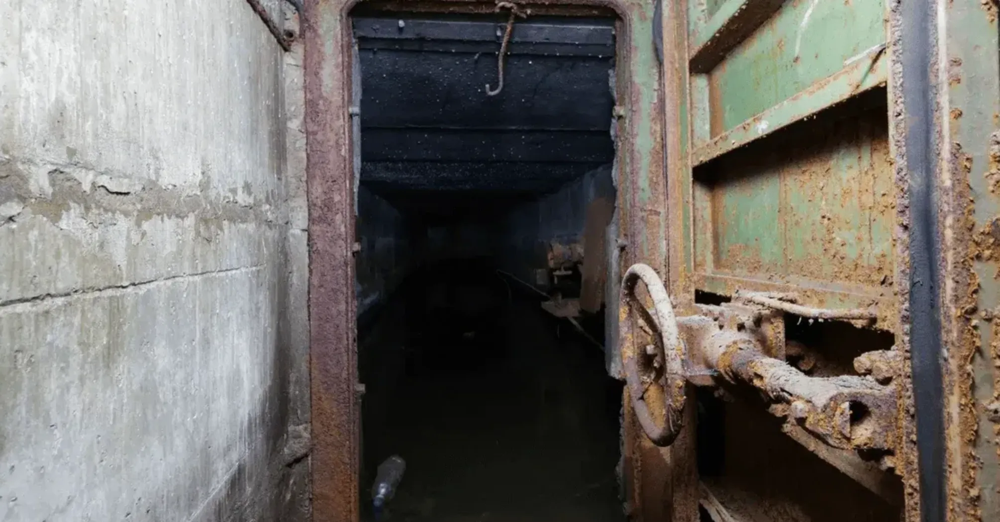 Під замком Скарборо в Англії виявили ядерний бункер часів холодної війни (фото) 