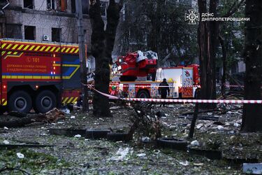 Армія рф атакувала житловий квартал Дніпра: 18 людей поранено, серед них діти (фото, відео)