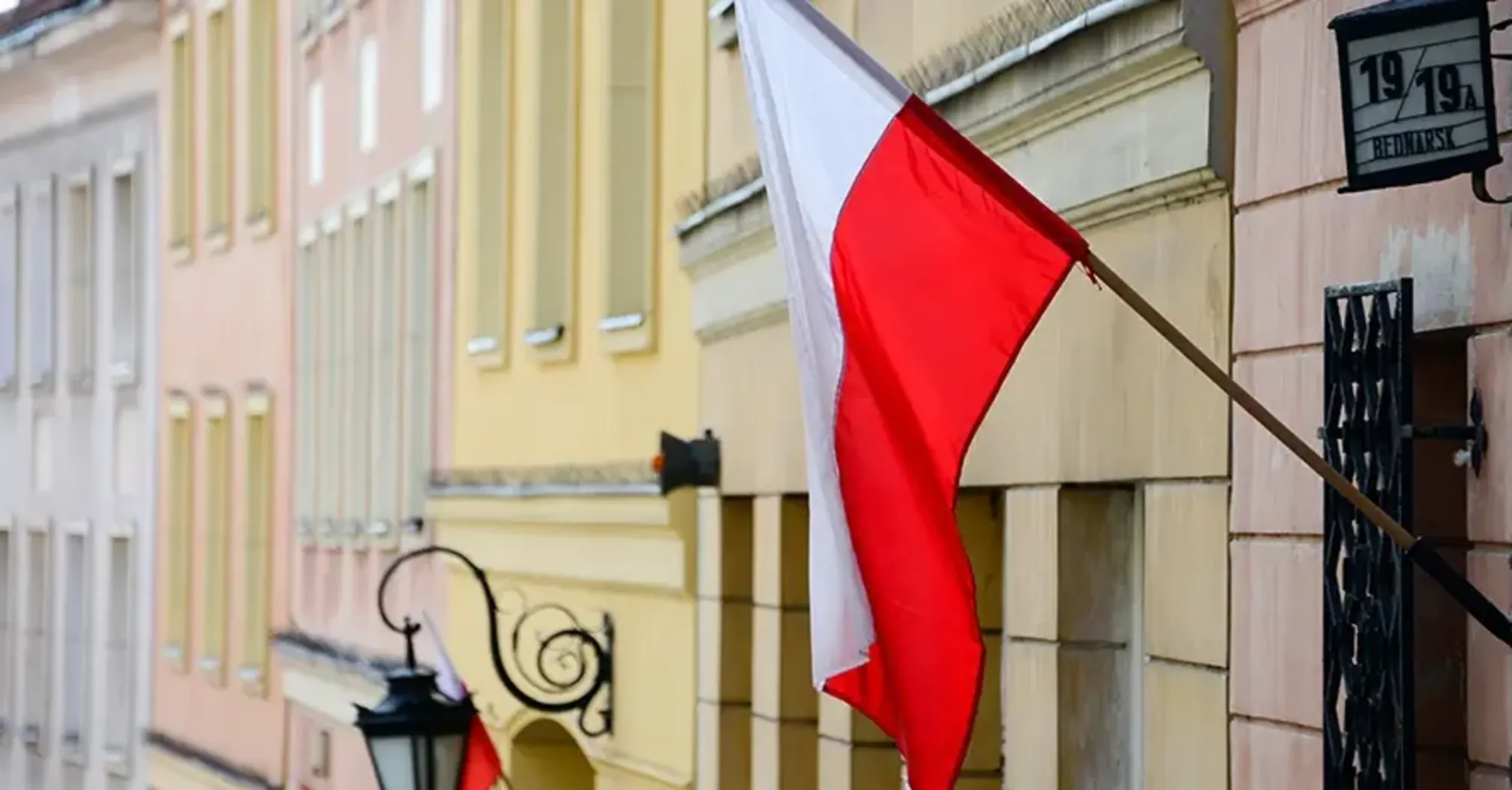 МЗС Польщі: росію попередили про наслідки можливих ударів по дипмісіях у Києві  