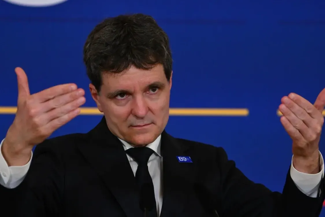 'Росія має змінити тактику обстрілів України, щоб не страждали наші громадяни', – президент Румунії