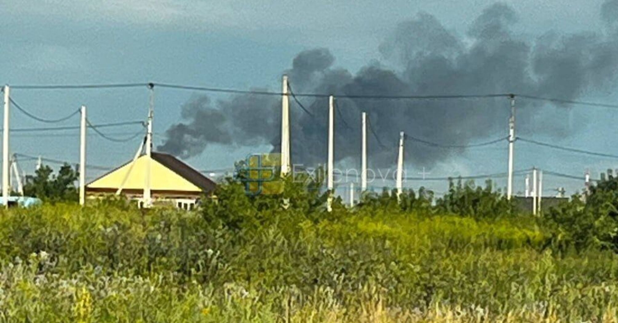 Дрони атакували російський Башкортостан: горить НПЗ 'Газпрому' (фото, відео)  
