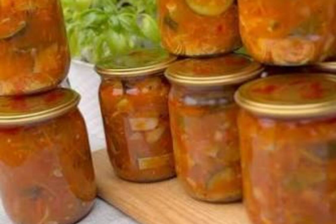 Сытная и ароматная заготовка: рецепт маринованных кабачков с шампиньонами на зиму