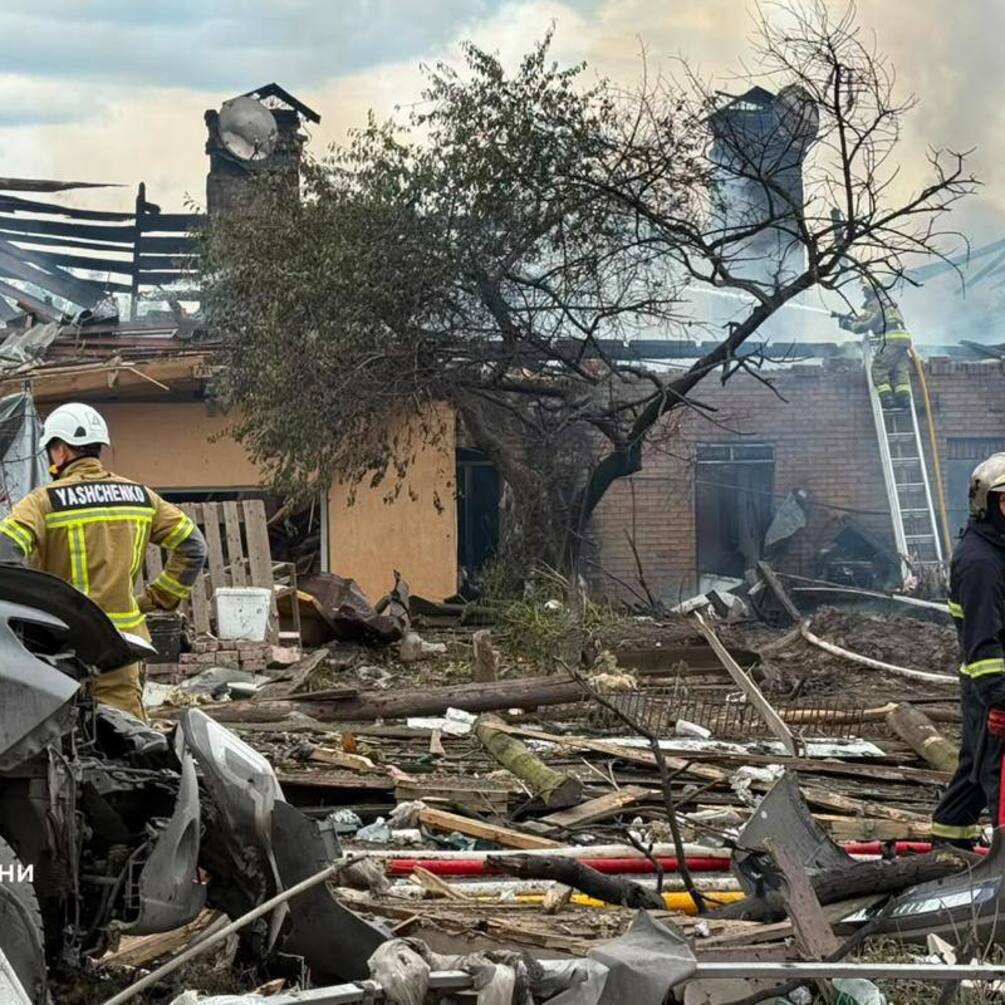 Російська армія вдарила балістикою по військовій виставці на Київщині: 10 загиблих, 100 поранених (фото, відео)