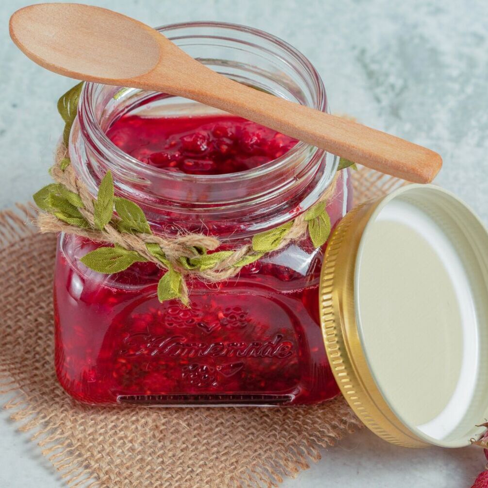 Вкусность в час: рецепт малинового варенья на зиму
