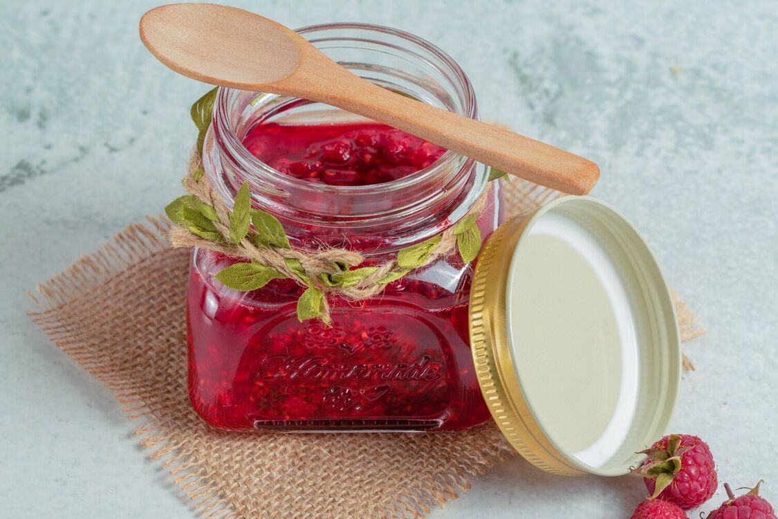 Вкусность в час: рецепт малинового варенья на зиму