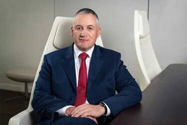 Кооператив 'Озеро' дав тріщину