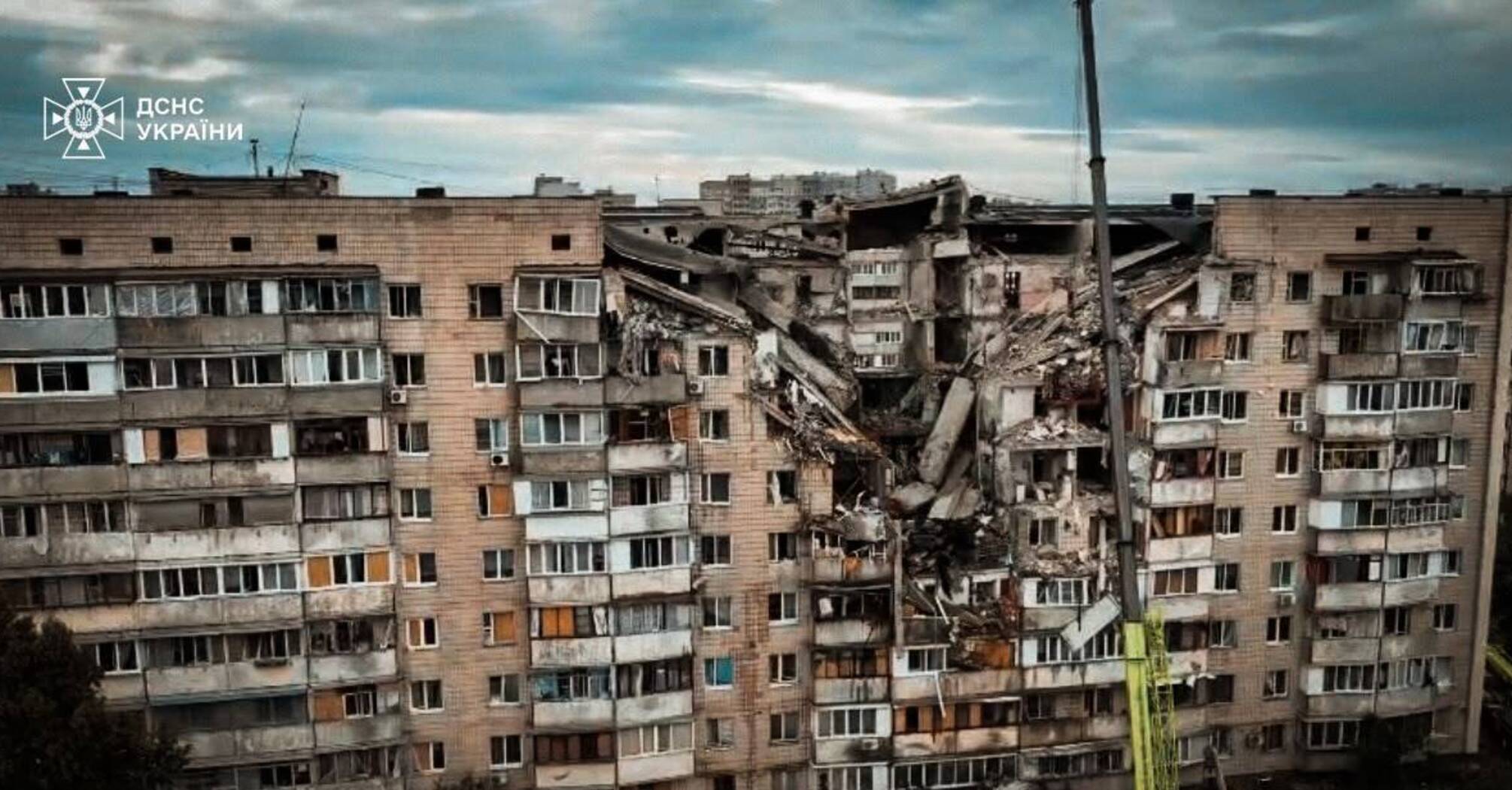 Російська армія атакувала Київ: є влучання у багатоповерхівки, 10 загиблих, 46 поранених (фото, відео)  