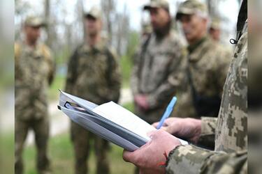 Поліція перевіряє майже 2,5 тисячі підозрілих бронювань військовозобов'язаних