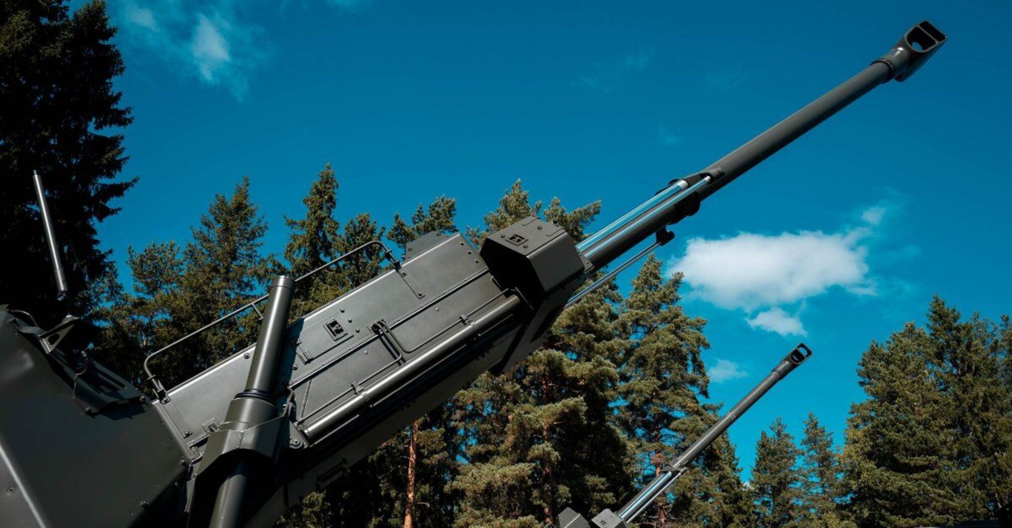 САУ Archer 8x8 для Швеції: перші чотири машини передано через три роки після підписання контракту