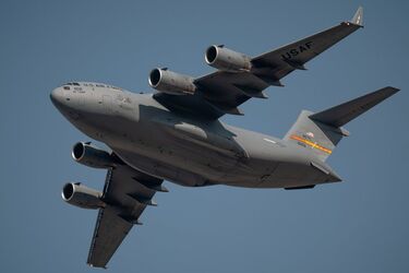 Навіщо директор ЦРУ летів до Москви на стратегічному C-17